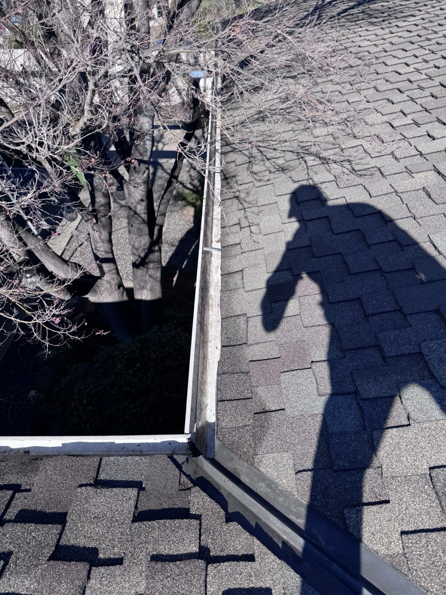 Clean empty gutters after ORS Clean service — Hollister CA