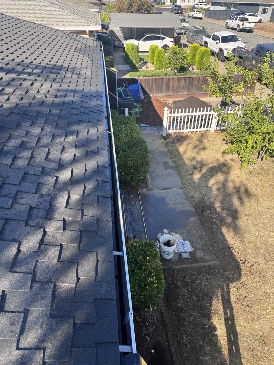 Clean empty gutters after ORS Clean service — Morgan Hill CA
